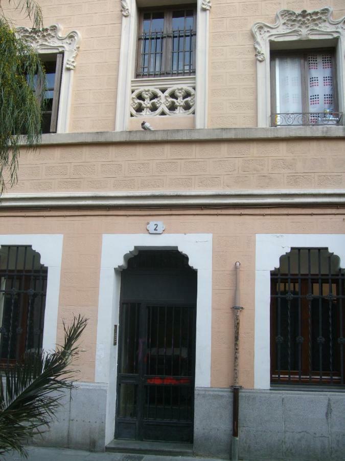 Torres Rojo Apartment Barcelona Exterior photo